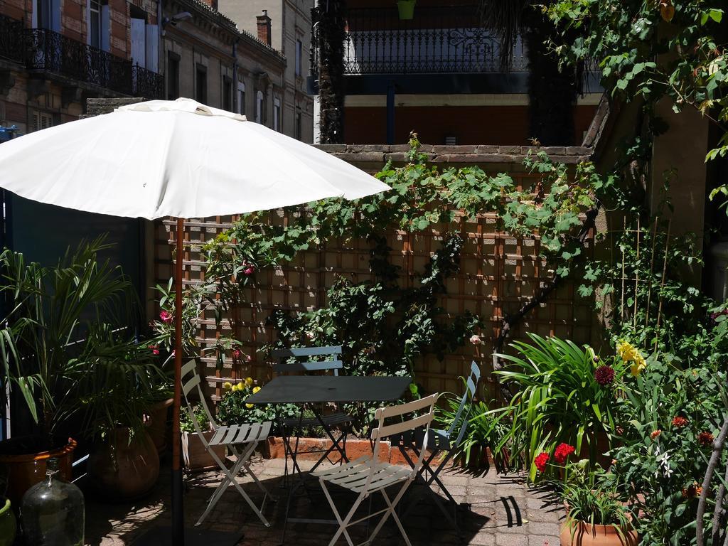 Les Loges Des Chalets Toulouse Bagian luar foto